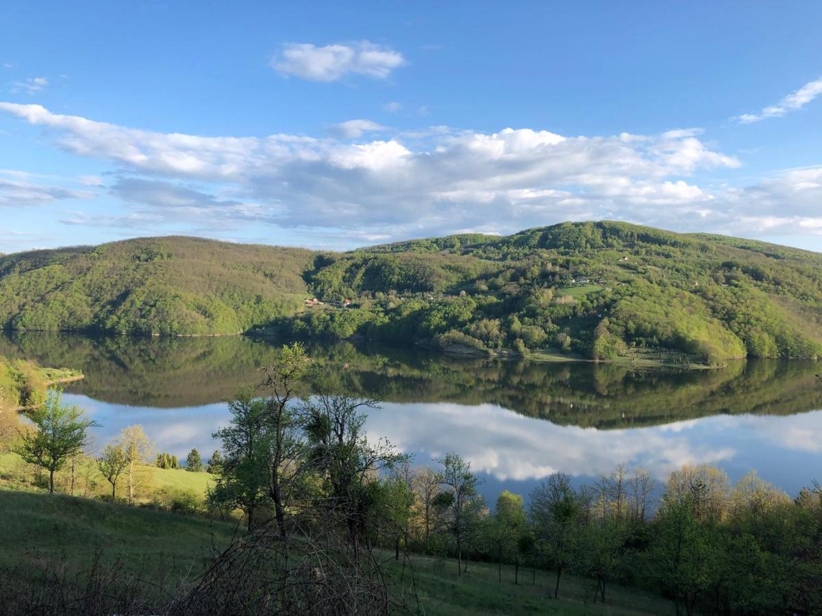 Apartman Jezero Vrutci Užice エクステリア 写真