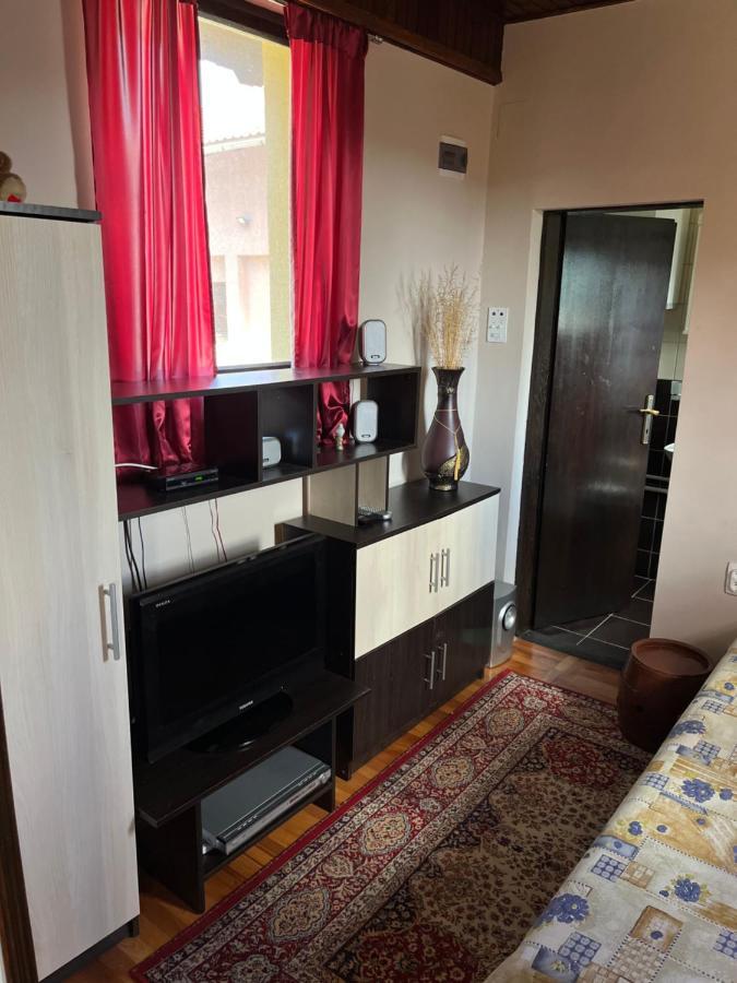 Apartman Jezero Vrutci Užice エクステリア 写真
